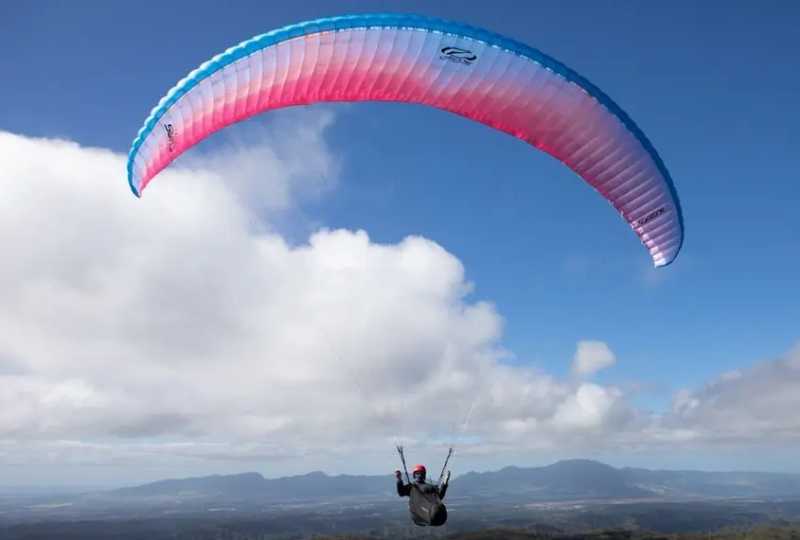 Parapente OZONE SWIFT : OZONE SWIFT 5, ML (85-105KG). OZONE SWIFT 5, ML (85-105KG)