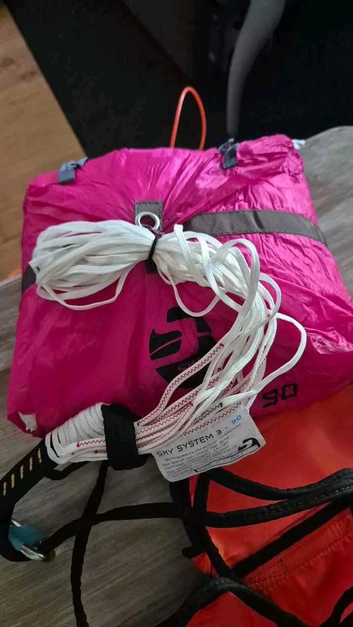 Parachute de secours Sky system 3 90kg